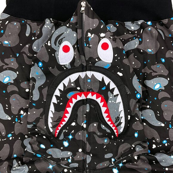 BAPE Space Camo Shark WGM Hoodie Sweatshirt Black | A Bathing Ape - Picture 4 of 12